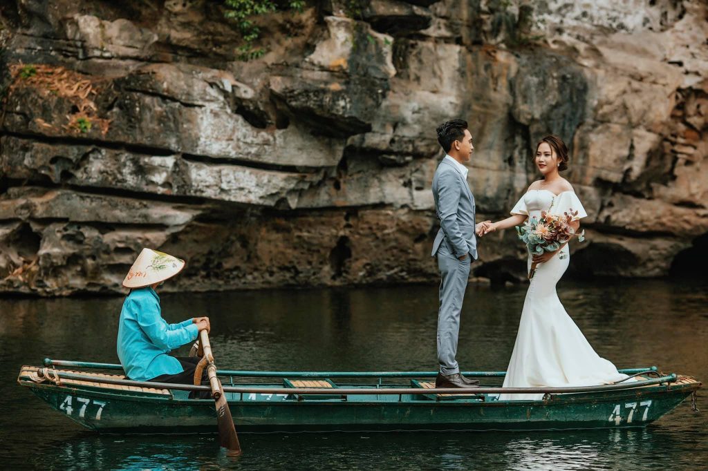 chụp ảnh cưới ở Tràng An Ninh Bình
