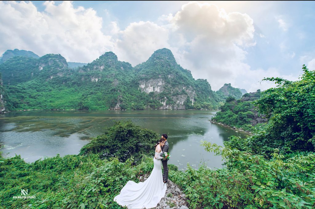 chụp ảnh cưới ở Tràng An Ninh Bình