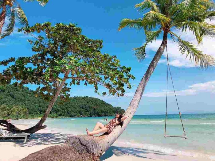 Bãi Sao là địa điểm thu hút khách đông nhất 