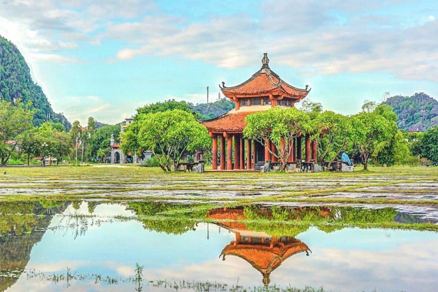 Ninh Bình: Hoa Lư - Cố đô ngàn năm