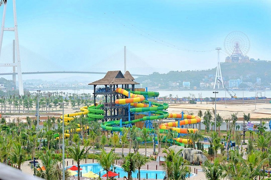 Công viên nước Hạ Long