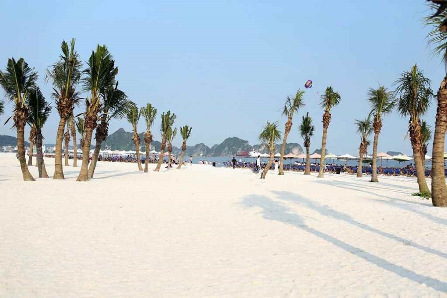Khu làng biển mang hơi hướng của phố cổ Hà Nội và thương cảng Hội An