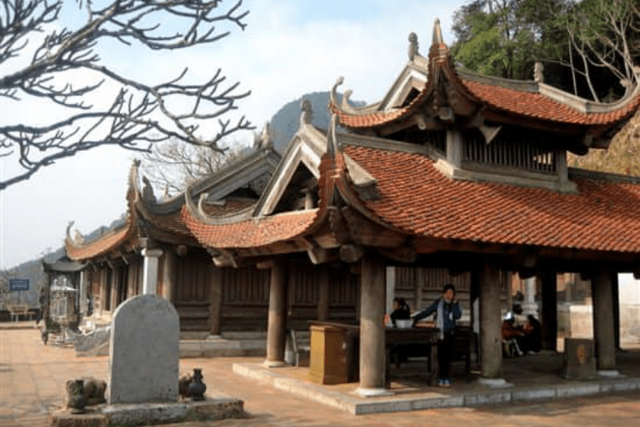 Kinh nghiệm du lịch Yên Tử - Khám phá "đất tổ Phật giáo Việt Nam" 13 Chùa Hoa Yên
