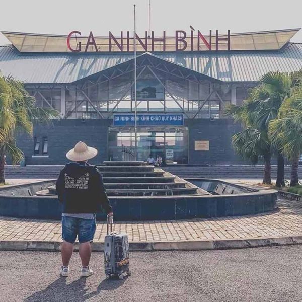 Ga Ninh Bình - Hãy một lần trong đời đi du lịch bằng tàu hỏa