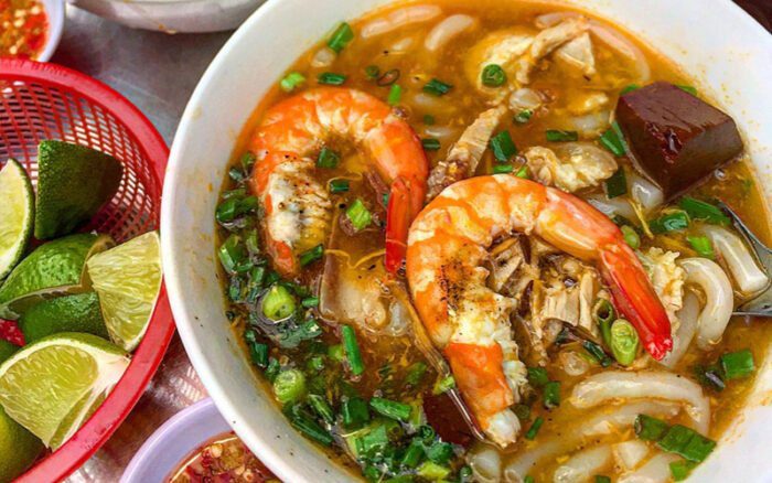 Bánh canh Sài Gòn