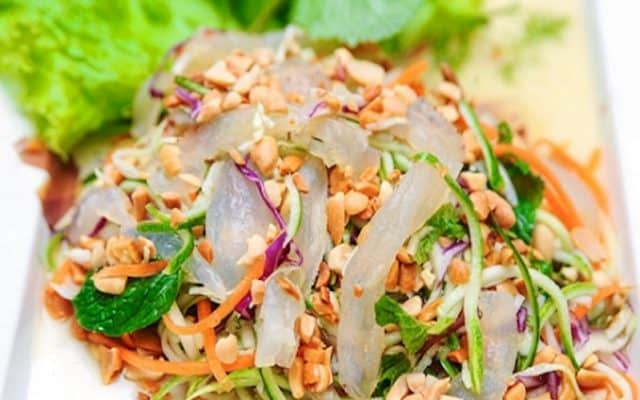 Đặc sản Vũng Tàu - Gỏi cá mai