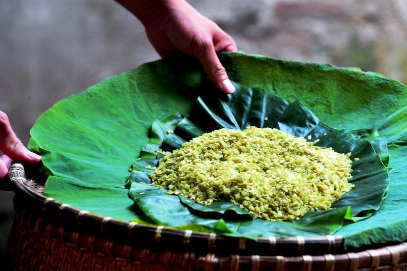 Đặc sản Hồ Hoàn Kiếm làm quà