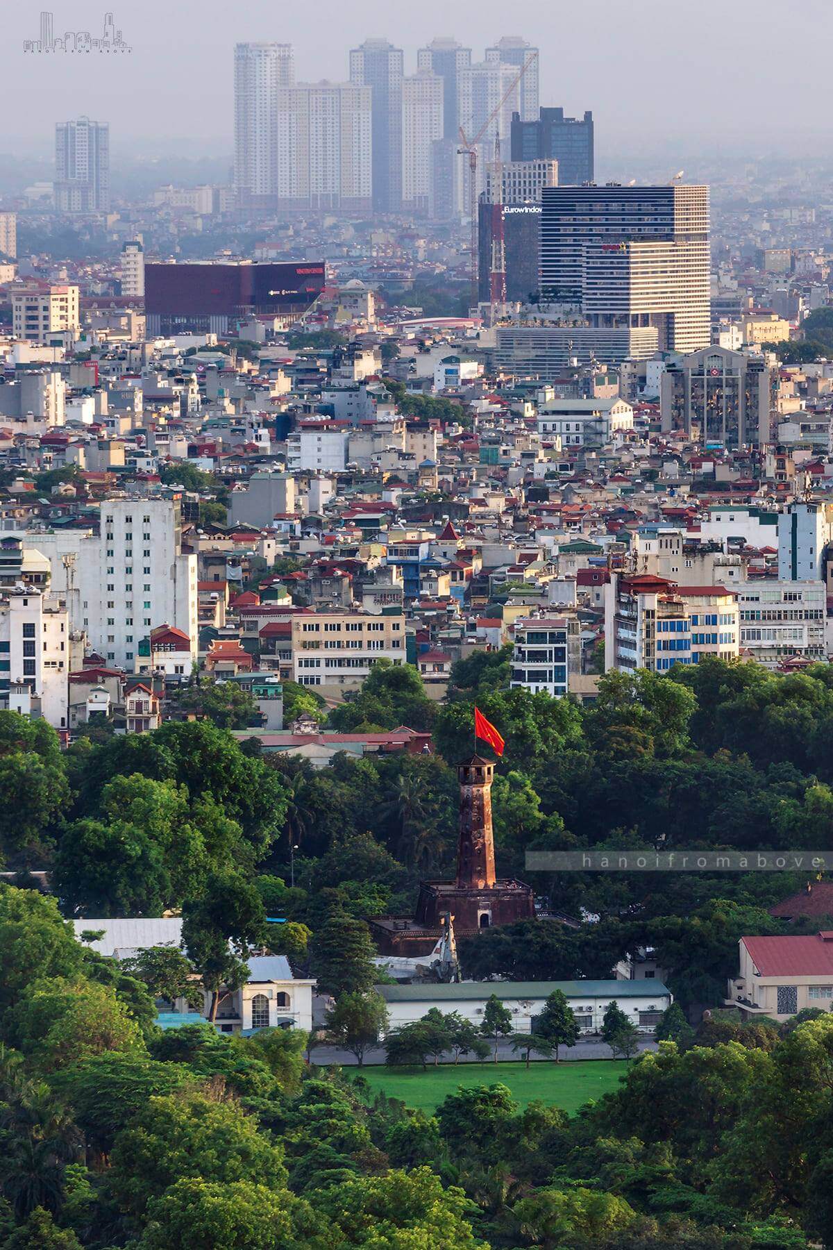 Cột cờ Hà Nội