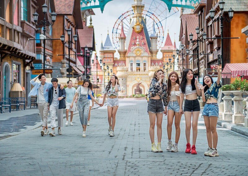 Kinh nghiệm khám phá Vinpearl Land Phú Quốc từ A đến Z 2021 12 Đại lộ châu Âu tại Vinpearl Land Phú Quốc
