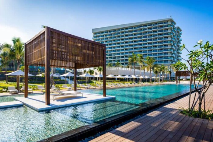 Top 10 Resort Nha Trang View Biển Đẹp Có Bãi Tắm Riêng Đẳng Cấp 20 Alma Resort Cam Ranh