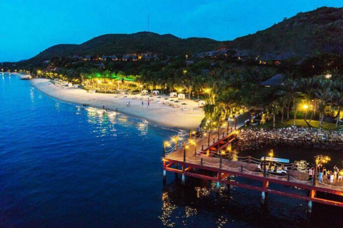 Top 10 Resort Nha Trang View Biển Đẹp Có Bãi Tắm Riêng Đẳng Cấp 15 MerPerle Hon Tam Resort