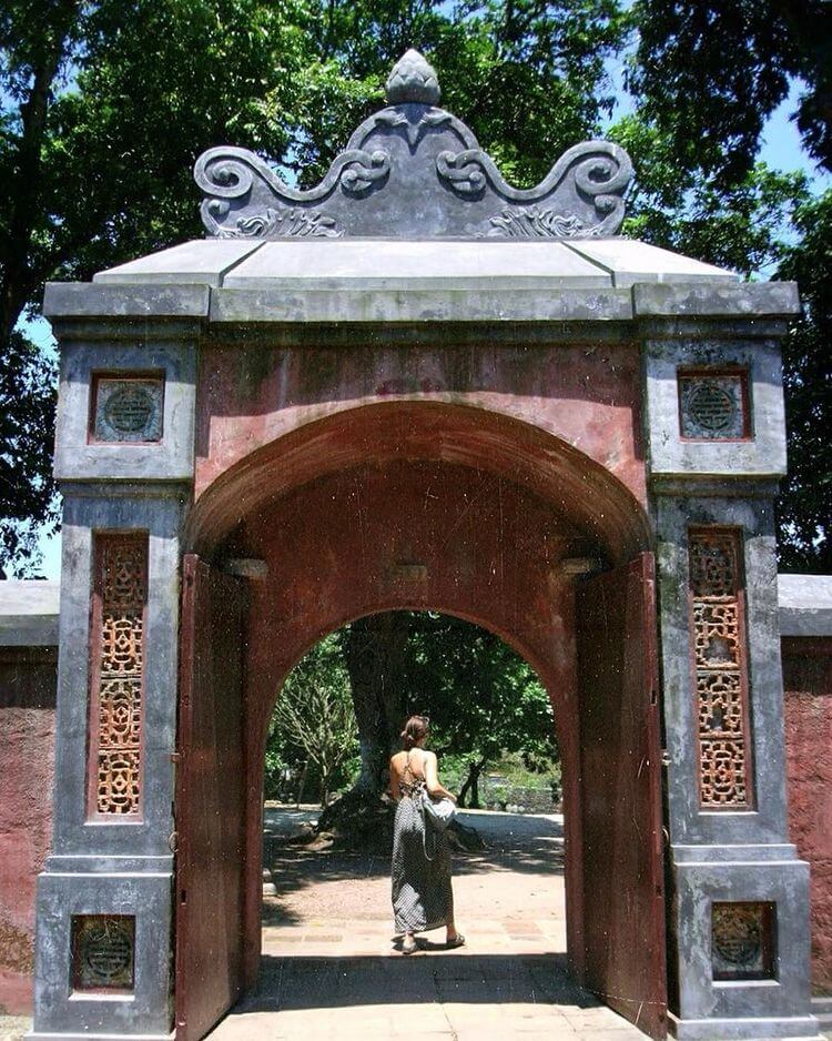 Hình ảnh lăng Dục Đức