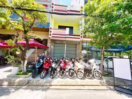 Motorbike với dàn xe mới được bảo dưỡng định kỳ giúp khách hàng yên tâm khi sử dụng