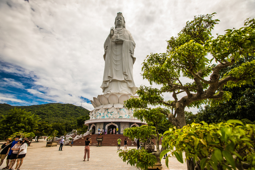 Must-visit places in Da Nang 10 linh ung pagoda