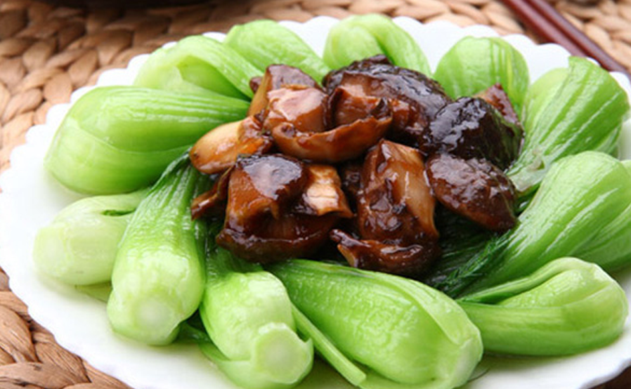 5 Delicious Vietnamese Vegetarian Dishes 8 Cai Xao Nam - Photo: Hoahaudoanhnhan