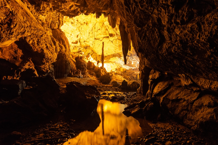Cao Bang Ngườm Ngao Cave