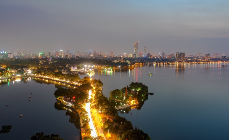 Hanoi at night