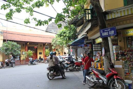 Hang Giay Street - Photo: Vanhien