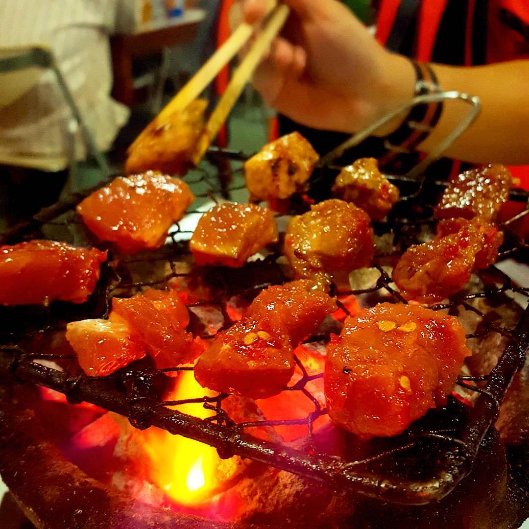 Top 5 Delicacies of Nha Trang: A Food Lover's Paradise 7 Lac Canh Grilled Beef - Photo: @ebenezeryoon