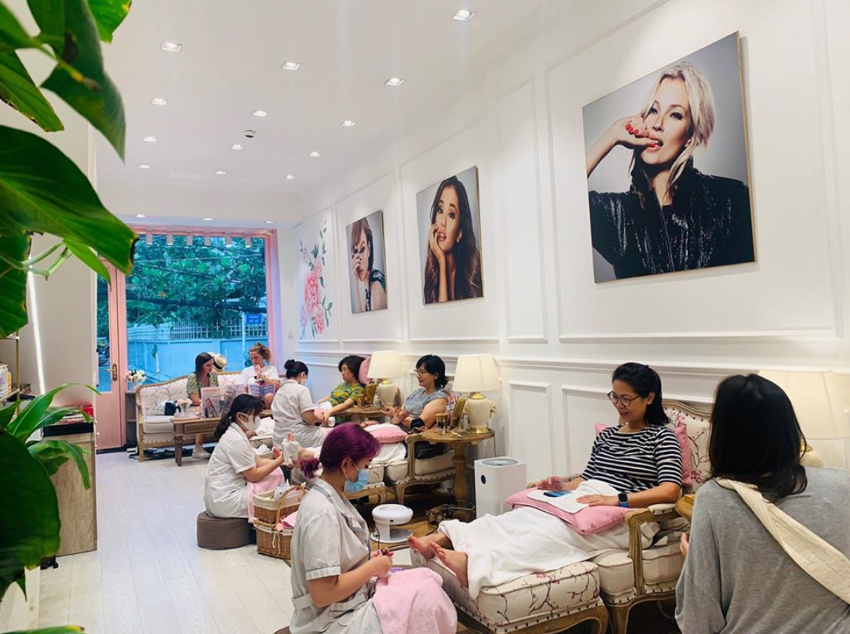 Prive Nails