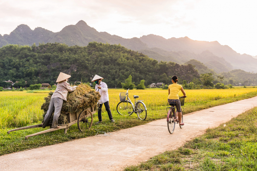 Explore the Beauty of Northern Vietnam 8 Mai Chau