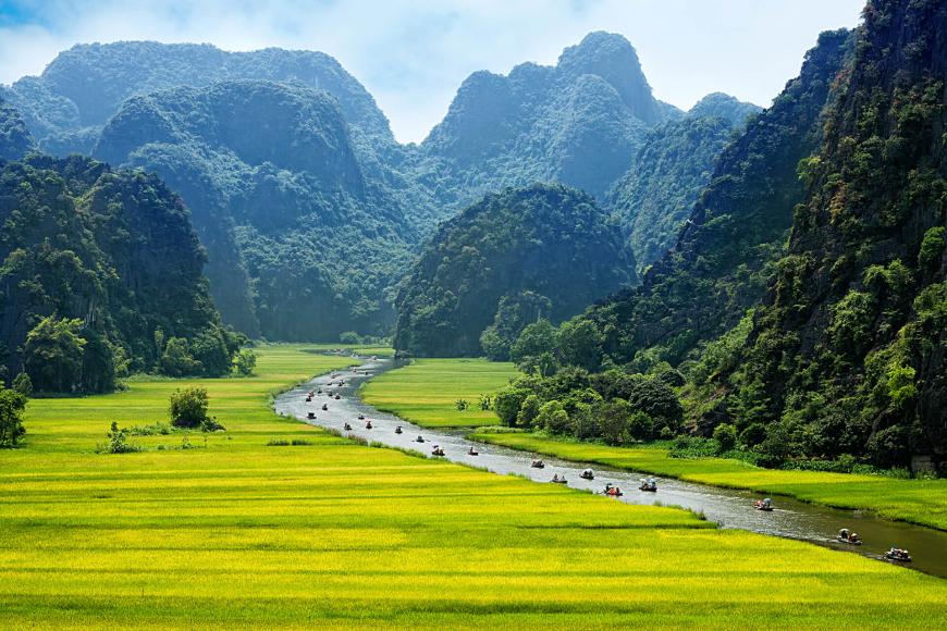 A Guide to the Boat Tours of Ninh Binh 2 Tam Coc