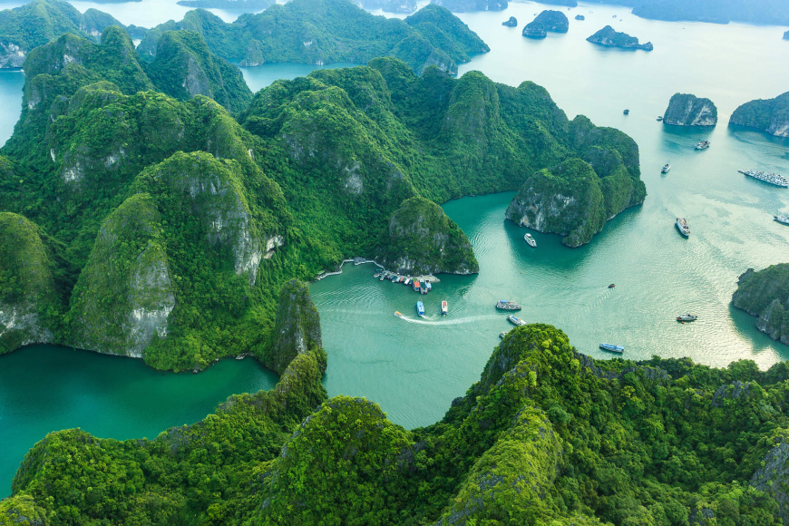 Explore the Beauty of Northern Vietnam 6 Ha Long Bay