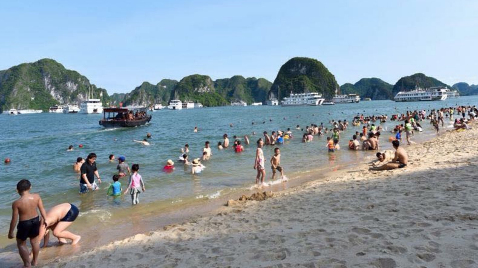 Calm Waters at Ti Top Beach