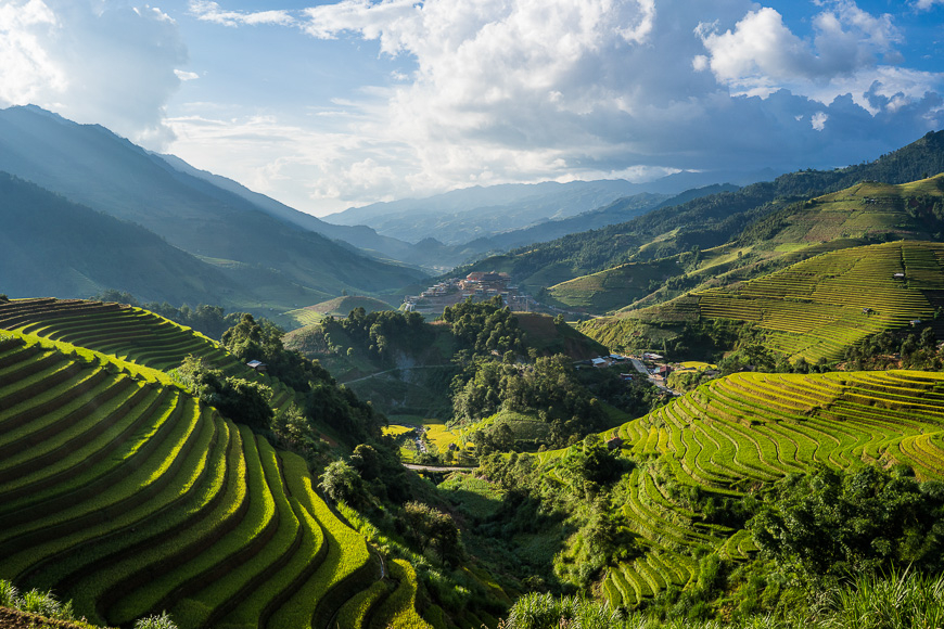 4 Things You'll Fall in Love with in Mu Cang Chai 8 Excellent Motorbiking
