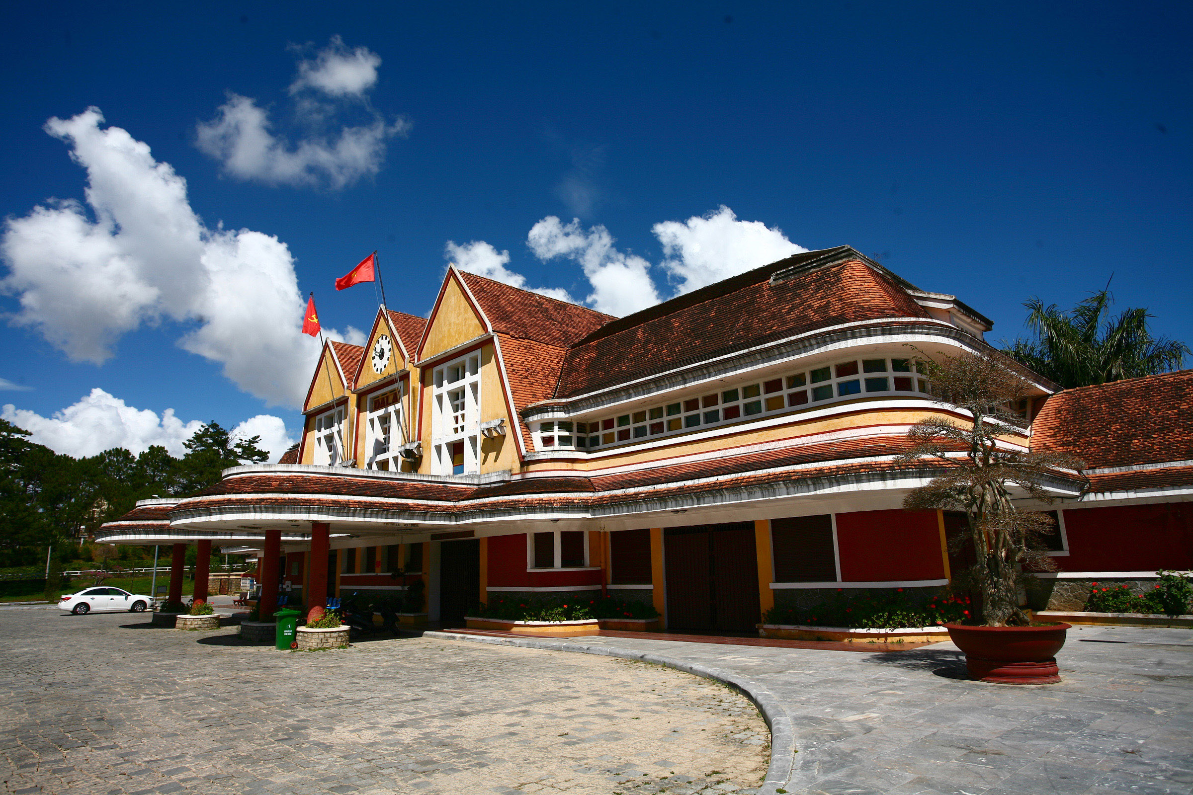 Dalat Railway Station
