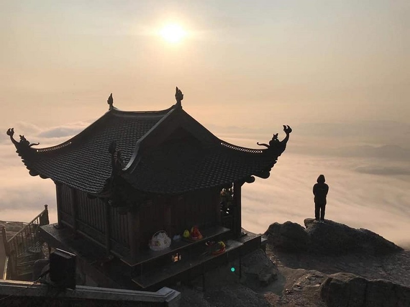 Dong Pagoda