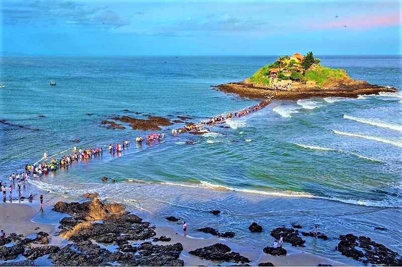 Hon Ba Isle