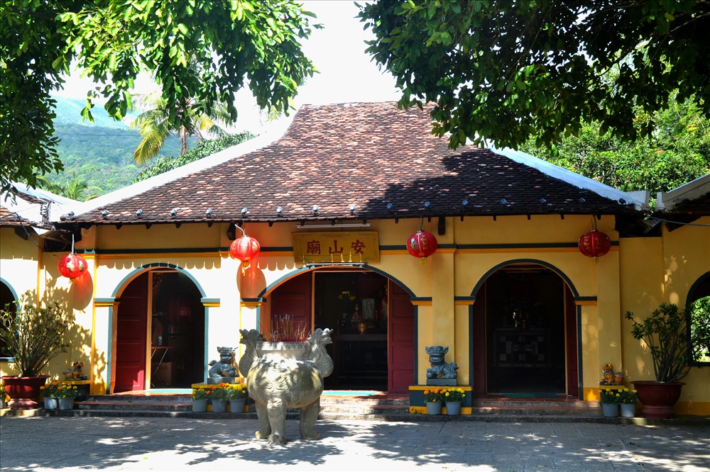 Phi Yen Temple: Unveiling the Mystery of a Sacred Shrine 3 Phi Yen Temple