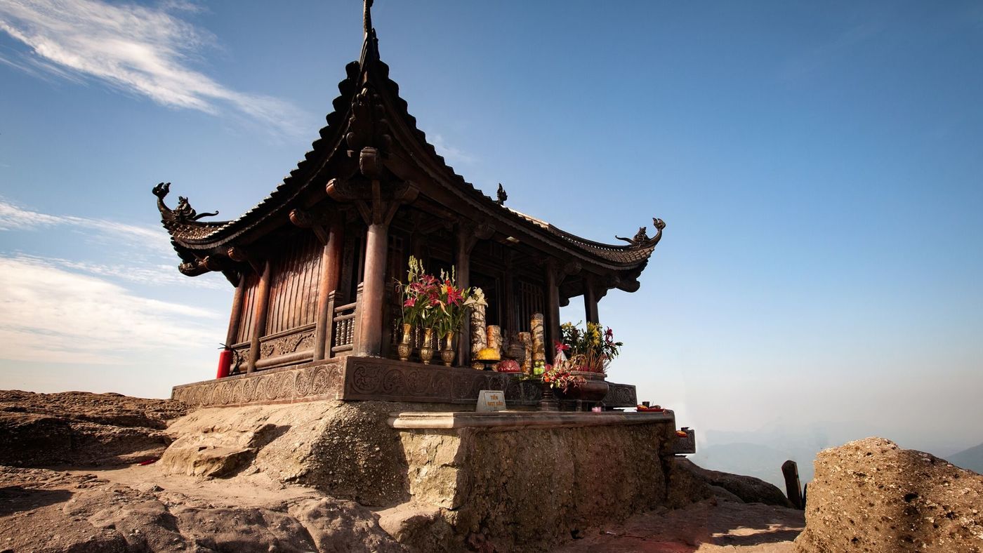 Yen Tu Monuments and Landscapes
