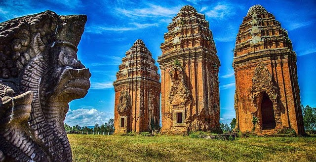 Duong Long Towers
