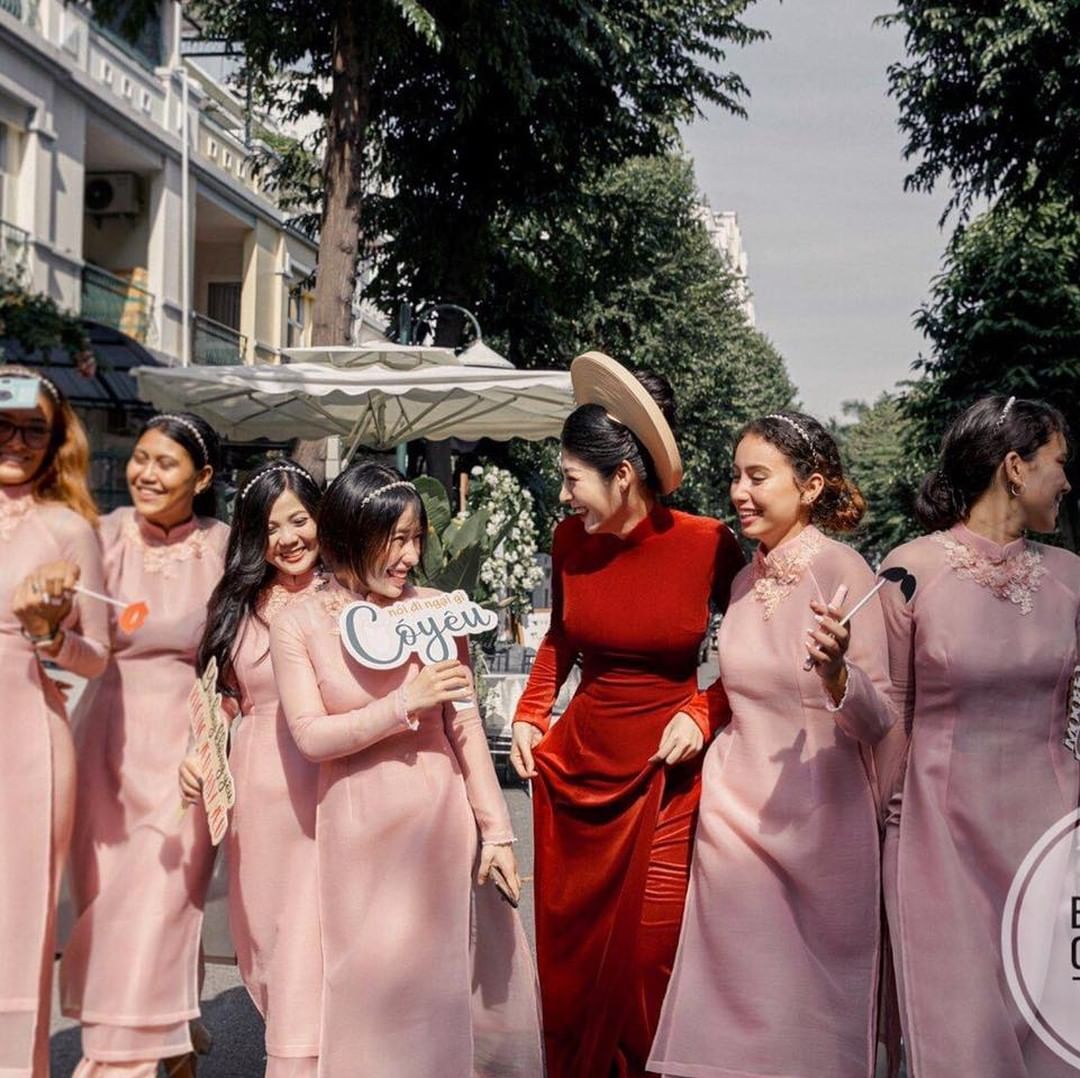 Wedding Ao Dai. Photo: @trambay90